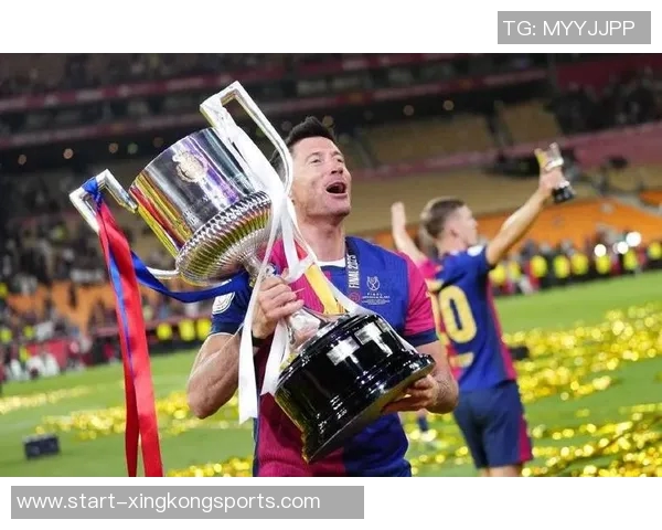 西甲最新动态皇马暂时领先巴萨今晚迎战塞维亚挑战 西甲最新动态皇马暂时领先巴萨今晚迎战塞维亚挑战