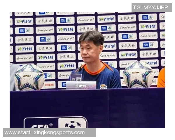 李霄鹏寄语球队专注自我展现实力期待明天比赛精彩表现