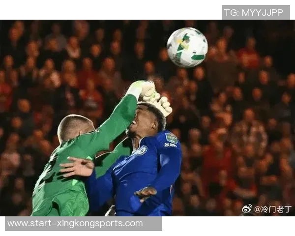 意天空报道莱奥福法纳缺席对阵萨索洛比赛进行单独训练 意天空报道莱奥福法纳缺席对阵萨索洛比赛进行单独训练